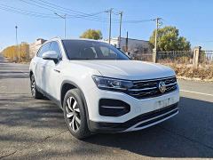 Volkswagen Taos 280TSI FWD Luxury Smart Connected Edition - фото 2