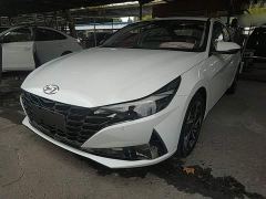 Hyundai Elantra 1.5L CVT Luxury - photo 1
