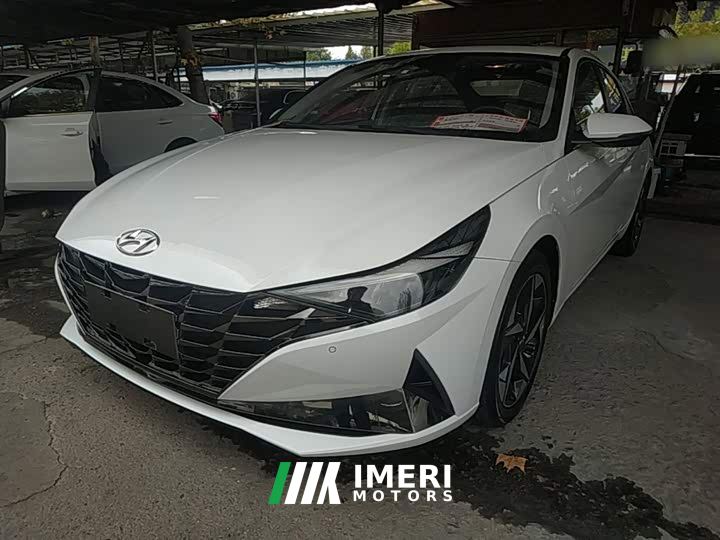 Hyundai Elantra 1.5L CVT Luxury