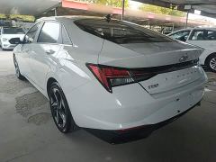 Hyundai Elantra 1.5L CVT Luxury - photo 4