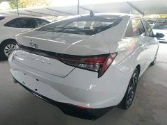 Hyundai Elantra 1.5L CVT Luxury - photo 6