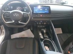 Hyundai Elantra 1.5L CVT Luxury - photo 9