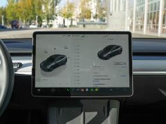 Tesla Model Y Long Range All-Wheel Drive - фото 11