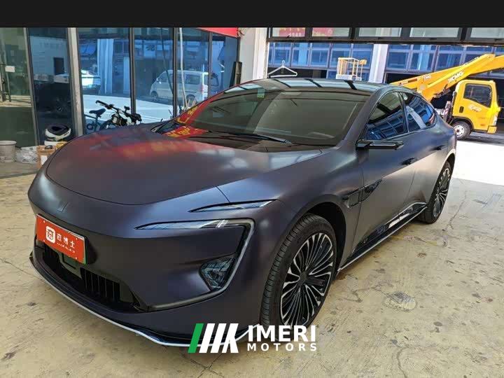 AVATR 12 Facelift Master EV 4WD