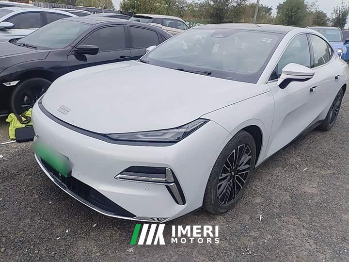 Geely Galaxy Xingyao 8 130km EM-i Premium Edition