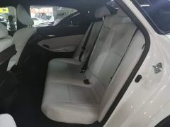 Toyota Avalon Hybrid 2.0L Luxury - фото 16