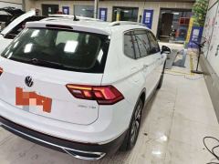 Volkswagen Tiguan L 280TSI Automatic FWD Trendsetter Limited Edition - photo 2