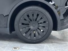 Tesla Model Y Rear-Wheel Drive - ფოტო 13