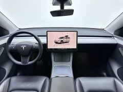 Tesla Model Y Rear-Wheel Drive - ფოტო 15