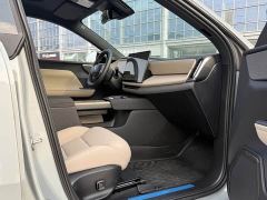 Volvo XC70 Plug-in Hybrid Two-Wheel Drive Long Range Core - ფოტო 10