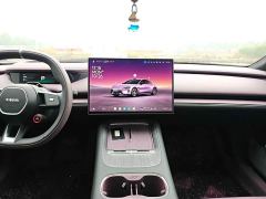 Xiaomi SU7 Rear-Wheel Drive Standard Edition - ფოტო 11