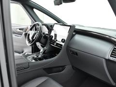 Toyota Vellfire Crown Hybrid 2.5L Executive Premier Edition - фото 10