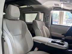 Lexus LM 500h Six-Seat Premium Edition - ფოტო 18