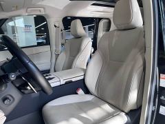 Lexus LM 500h Six-Seat Premium Edition - ფოტო 5