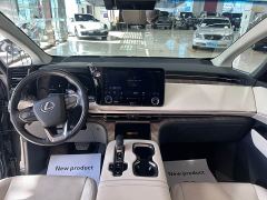 Lexus LM 500h Six-Seat Premium Edition - ფოტო 7