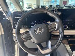 Lexus LM 500h Six-Seat Premium Edition - ფოტო 8