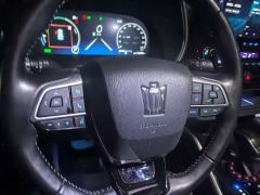 Toyota Crown Venza 2.5L HEV AWD Premium - photo 3