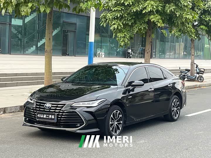 Toyota Avalon Hybrid 2.5L Luxury