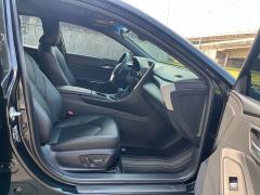 Toyota Avalon Hybrid 2.5L Luxury - ფოტო 11