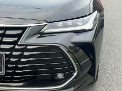 Toyota Avalon Hybrid 2.5L Luxury - ფოტო 17