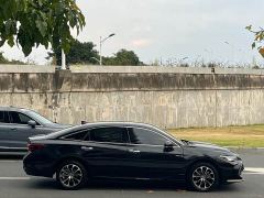 Toyota Avalon Hybrid 2.5L Luxury - ფოტო 8