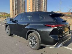 Toyota Crown Venza 2.5L HEV AWD Premium - photo 8