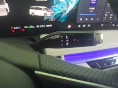 Buick GL8 New Energy Luxe Premium 7-Seater - фото 13