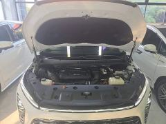 Buick GL8 New Energy Luxe Premium 7-Seater - фото 19