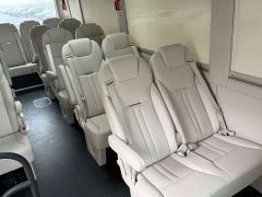 FAW Hongqi Guoyue Sunflower 3.0T Executive Edition - photo 10