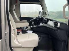 FAW Hongqi Guoyue Sunflower 3.0T Executive Edition - photo 8
