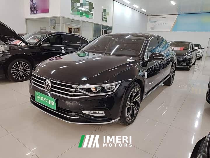 Volkswagen Magotan 330TSI DSG Luxury