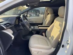 Toyota Grevias 2.5L Hybrid Premium Plus Edition - photo 4