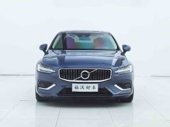 Volvo S60 B4 Smart Luxury Edition - ფოტო 2