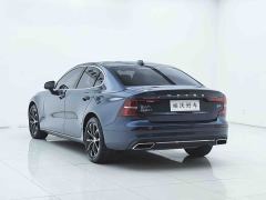 Volvo S60 B4 Smart Luxury Edition - ფოტო 4