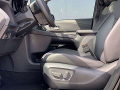 Toyota Grevias 2.5L Hybrid Premium Plus Edition - photo 9