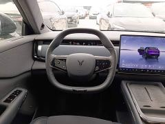 Voyah Lantu Zhiyin Four-Wheel Drive Global Edition - photo 10