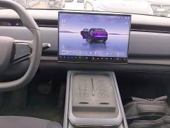 Voyah Lantu Zhiyin Four-Wheel Drive Global Edition - photo 12