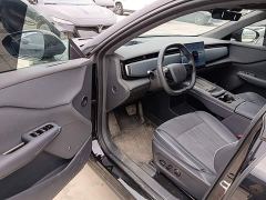 Voyah Lantu Zhiyin Four-Wheel Drive Global Edition - photo 15