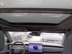 Voyah Lantu Zhiyin Four-Wheel Drive Global Edition - photo 17