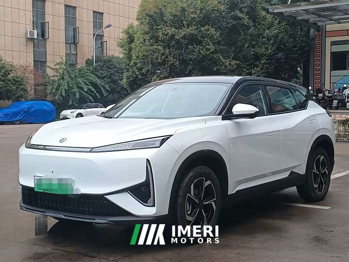 Dongfeng Fengshen L7 518 Comfort Edition - car from China
