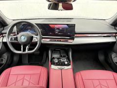 BMW i5 eDrive 35L M Sport Package - ფოტო 17