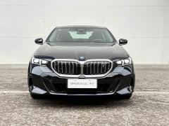 BMW i5 eDrive 35L M Sport Package - ფოტო 3