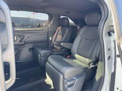 Toyota Sienna 2.5L Hybrid AWD Premium - photo 12