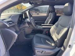 Toyota Sienna 2.5L Hybrid AWD Premium - photo 6