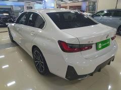 BMW 3 Series 325Li M Sport Package - ფოტო 4