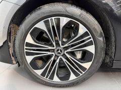 Mercedes-Benz E-Class New Energy E 350 e L Plug-in Hybrid Sedan - ფოტო 17