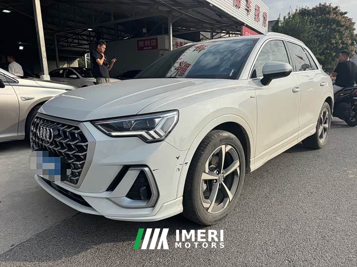 Audi Q3 45th Anniversary Edition 35TFSI Fashion Dynamic