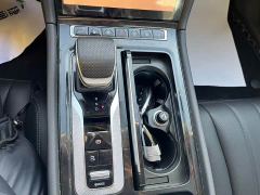 FAW Hongqi H5 PHEV 130 Super Hybrid Edition - фото 18