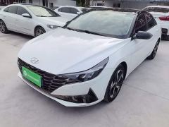 Hyundai Elantra 1.5L CVT Luxury - ფოტო 1