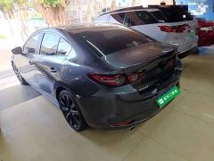 Mazda3 Axela 2.0L Automatic Elegant Black Obsidian Edition - photo 4